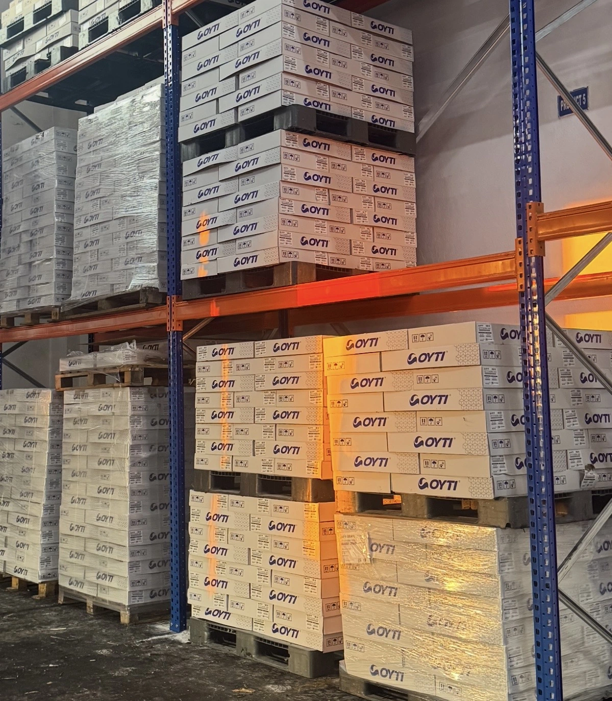 OYTI cartons and pallets throughout a warehouse rack