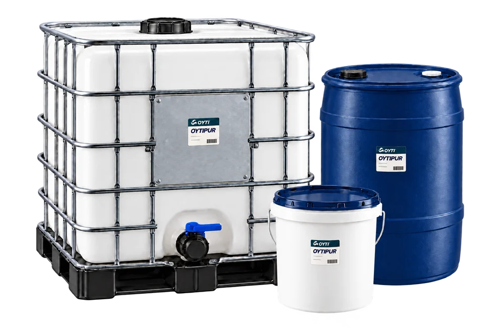 OYTIPUR packaging cluster with an IBC, blue plastic drum and white plastic pail